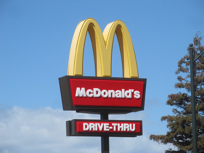 California Governor Gavin Newsom has signed a law that will raise the minimum wage for fast food employees to $20 per hour.