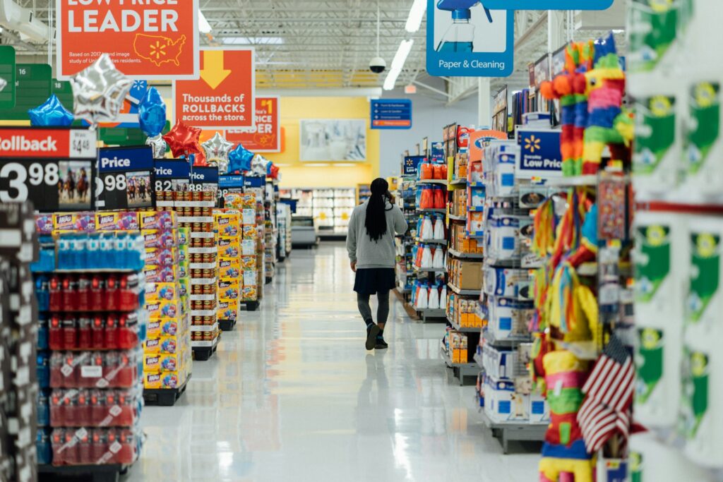 Four in Ten Americans Worry Current Income won’t Cover Expenses: Poll